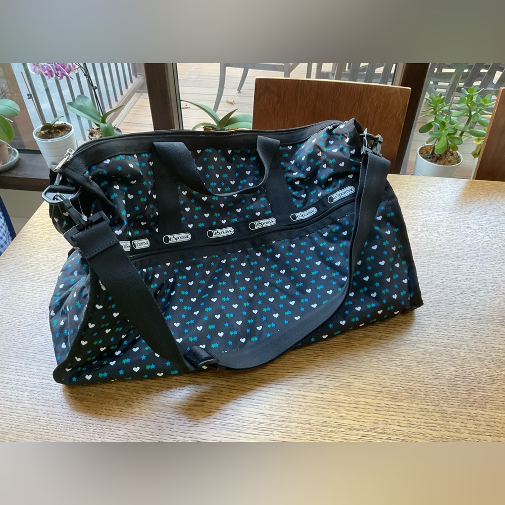 LESPORTSAC Medium Black, Blue and Green Star & Heart Duffel Bag/Weekender - Picture 8 of 11